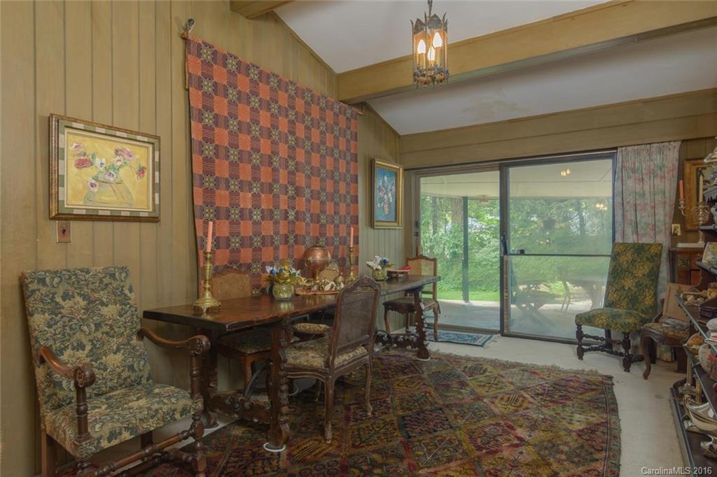 28 Forest Road Asheville NC 28803