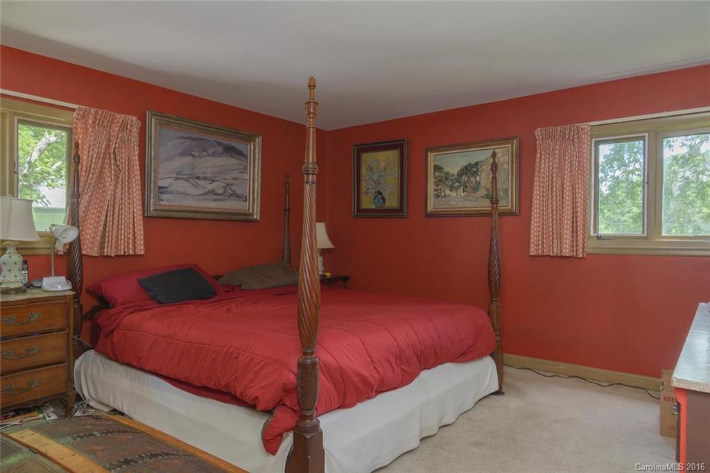 28 Forest Road Asheville NC 28803
