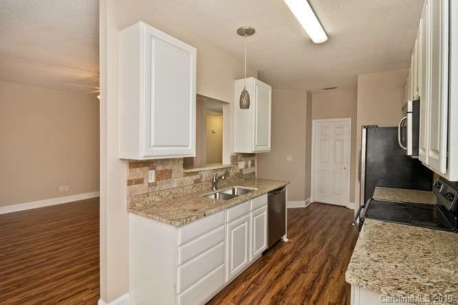 25 Summer Meadow Road Arden NC 28704