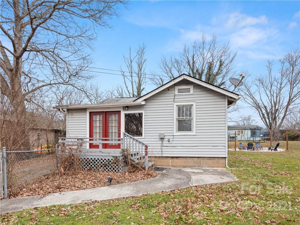 33 Ridge Road Asheville NC 28806