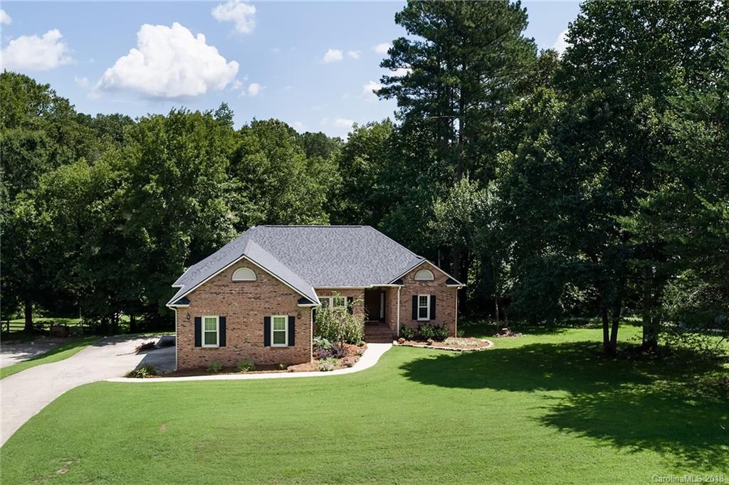 262 Caroline Court Denver NC 28037