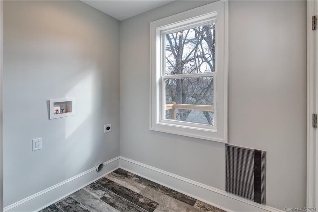 61 Balm Grove Avenue Asheville NC 28806