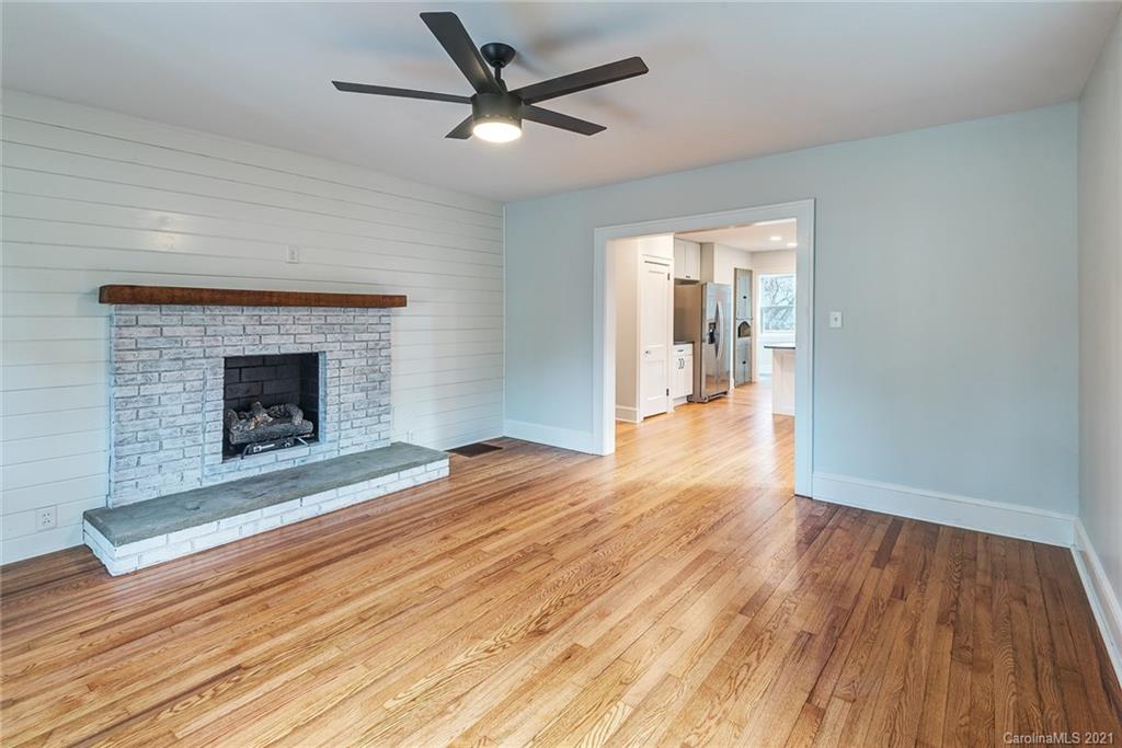 61 Balm Grove Avenue Asheville NC 28806