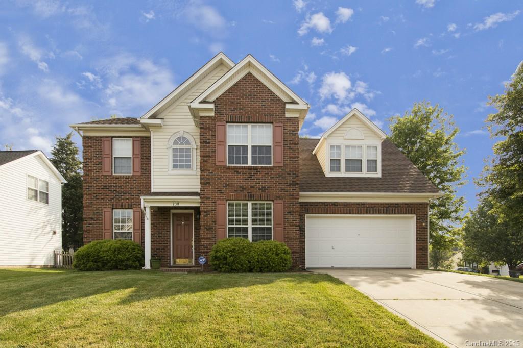 12317 Greenway View Court Charlotte NC 28278