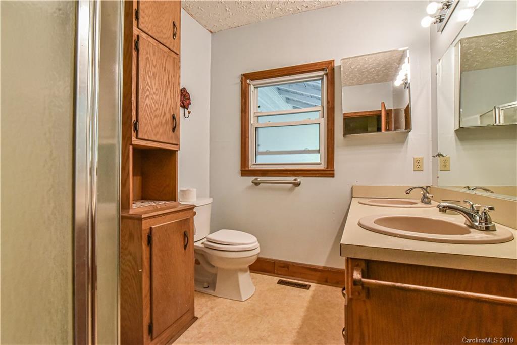 46 Mashburn Branch Road Old Fort NC 28762