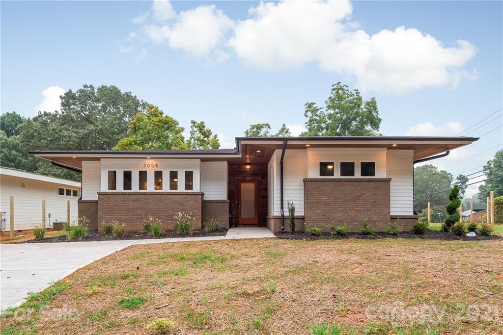 3008 Sudbury Road Charlotte NC 28205