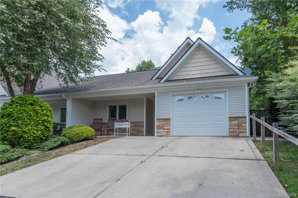 39 Honeycomb Circle Swannanoa NC 28778
