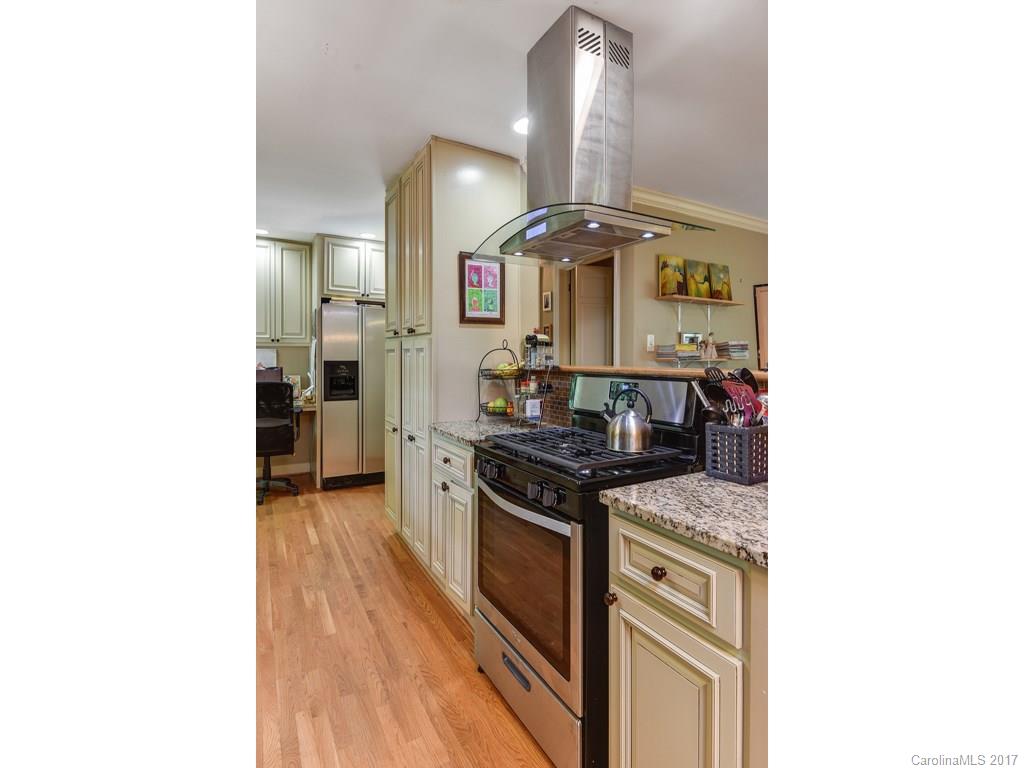 7 Pinehurst Road Asheville NC 28805
