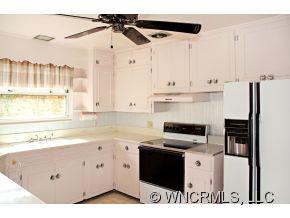 27 Mountain Terrace Asheville NC 28806