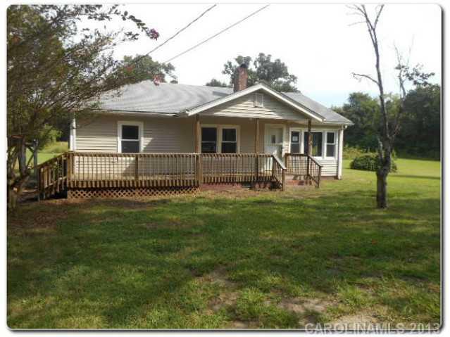 104 Vance Street Mount Holly NC 28120