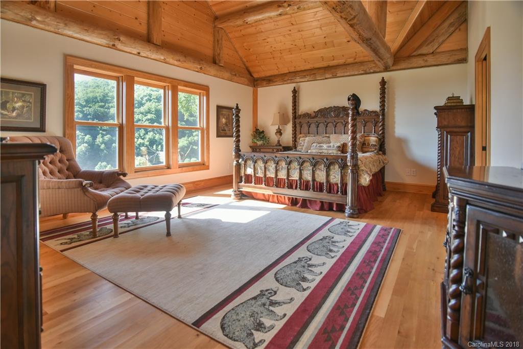 136 Atunyote Ridge Waynesville NC 28785