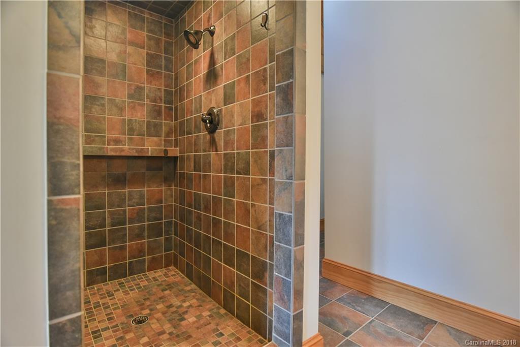 136 Atunyote Ridge Waynesville NC 28785