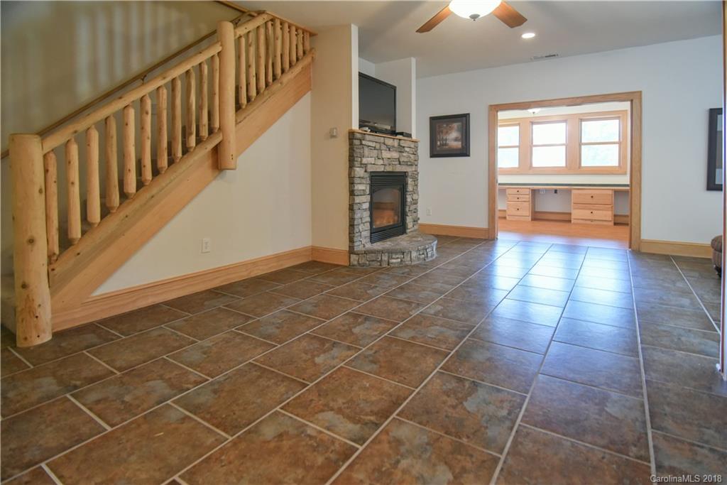 136 Atunyote Ridge Waynesville NC 28785