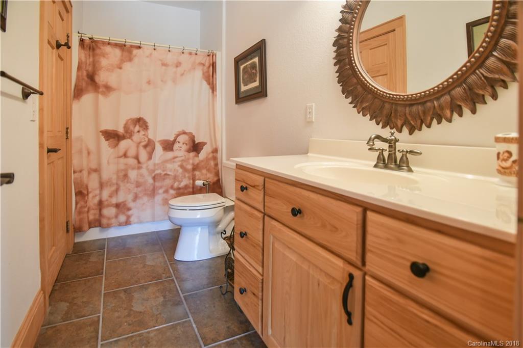 136 Atunyote Ridge Waynesville NC 28785