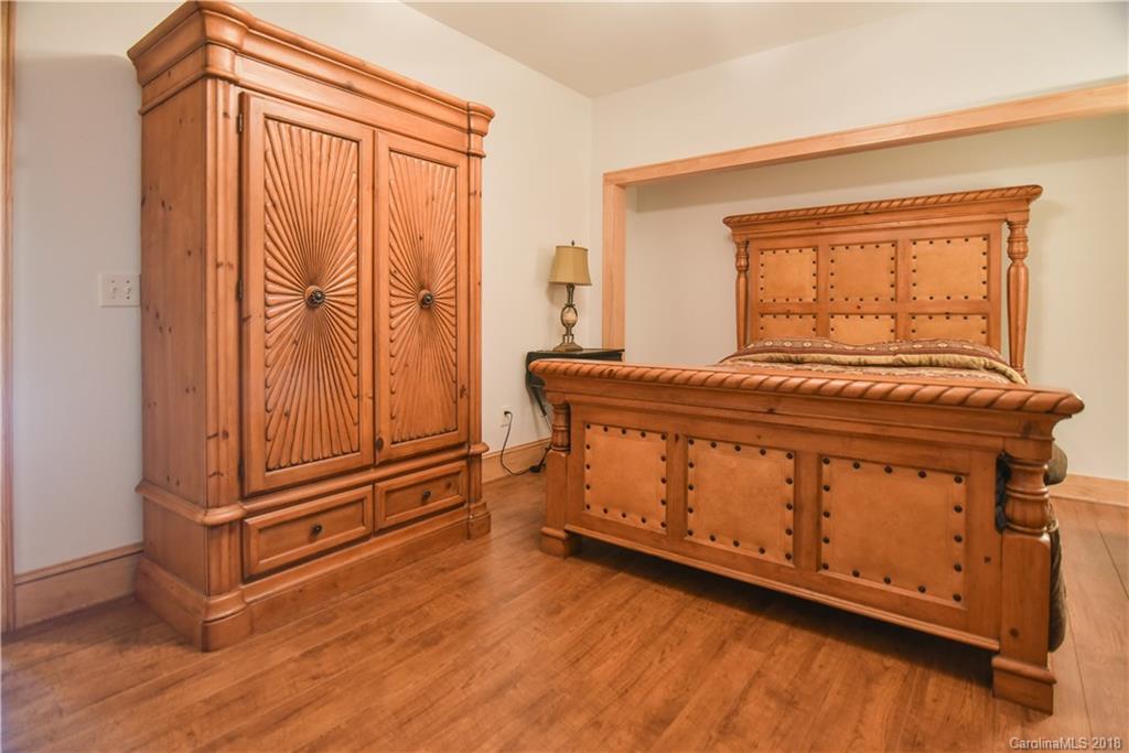 136 Atunyote Ridge Waynesville NC 28785