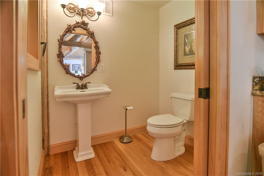 136 Atunyote Ridge Waynesville NC 28785