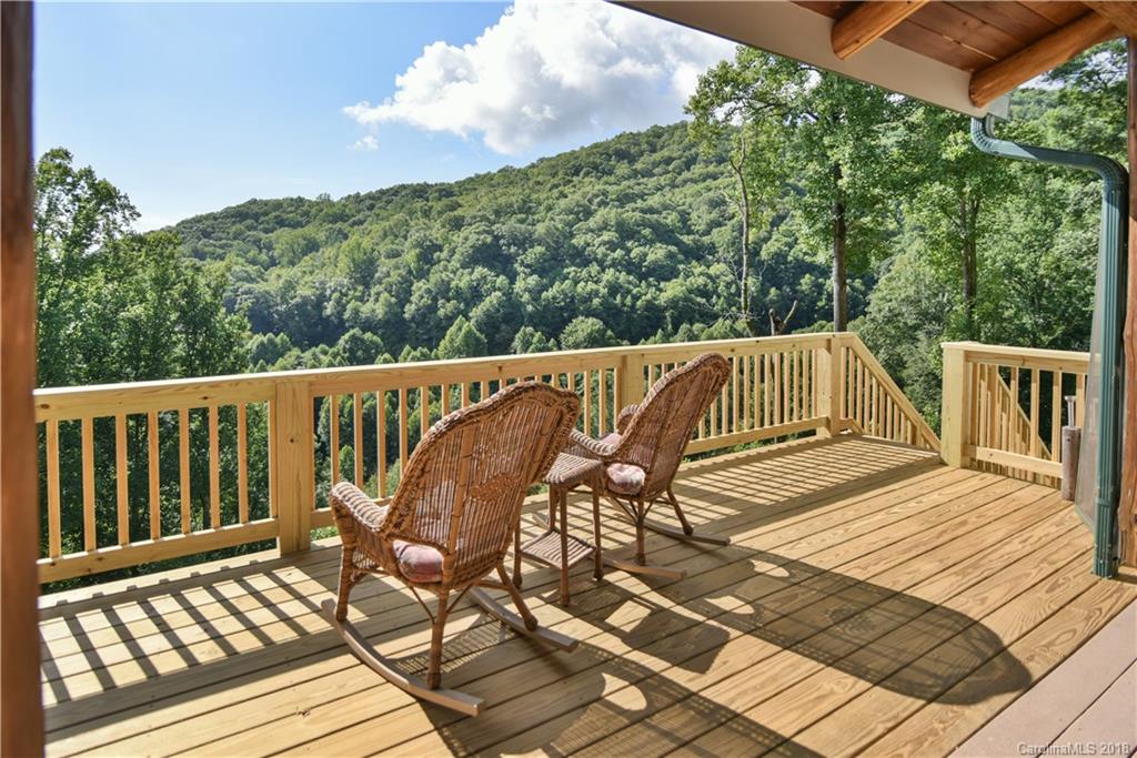 136 Atunyote Ridge Waynesville NC 28785