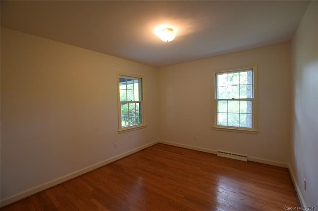 2 Beechwood Road Asheville NC 28805