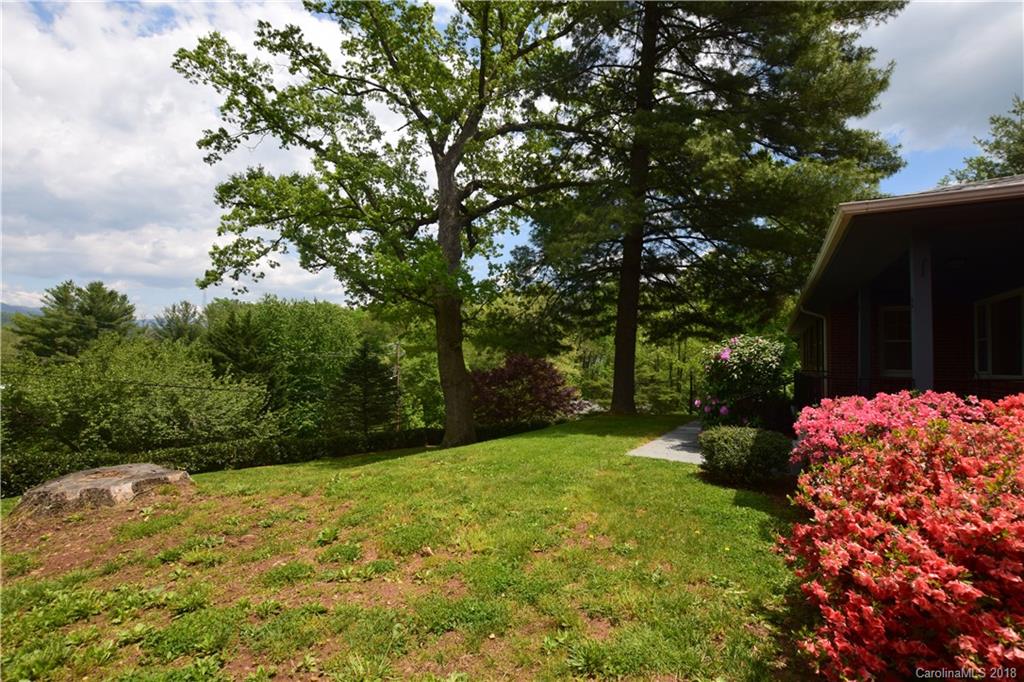 2 Beechwood Road Asheville NC 28805