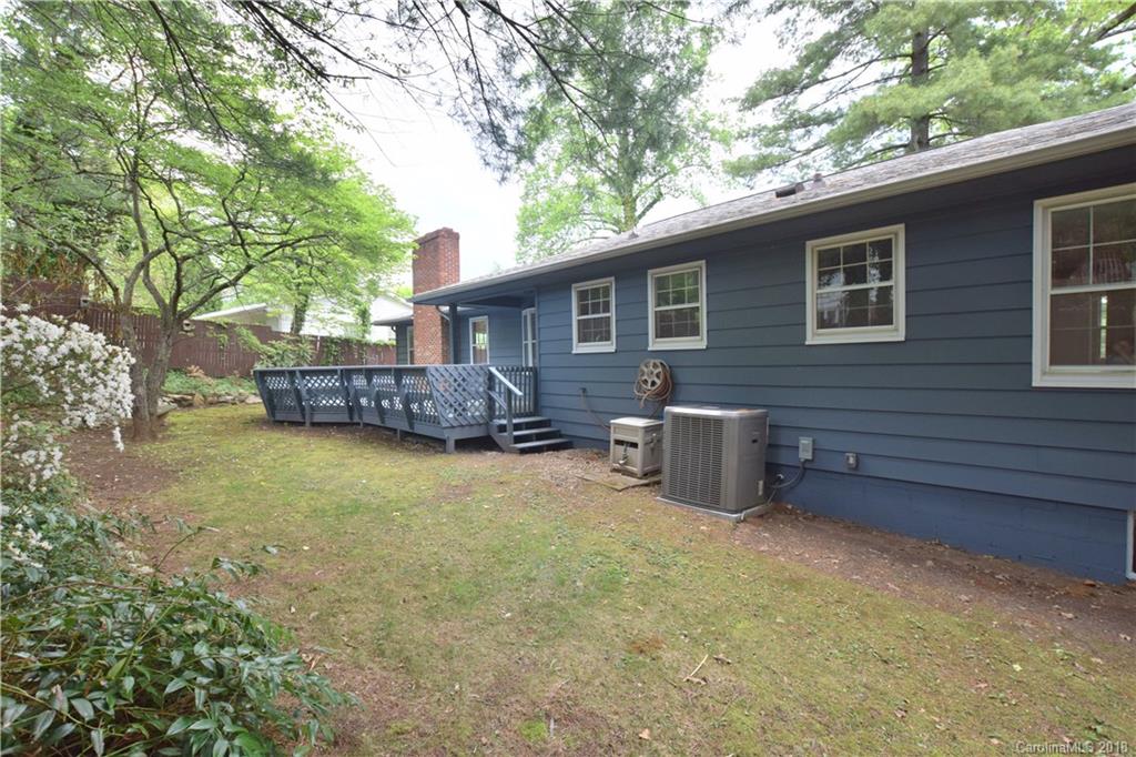 2 Beechwood Road Asheville NC 28805