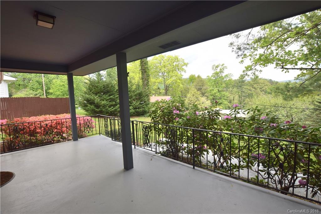 2 Beechwood Road Asheville NC 28805