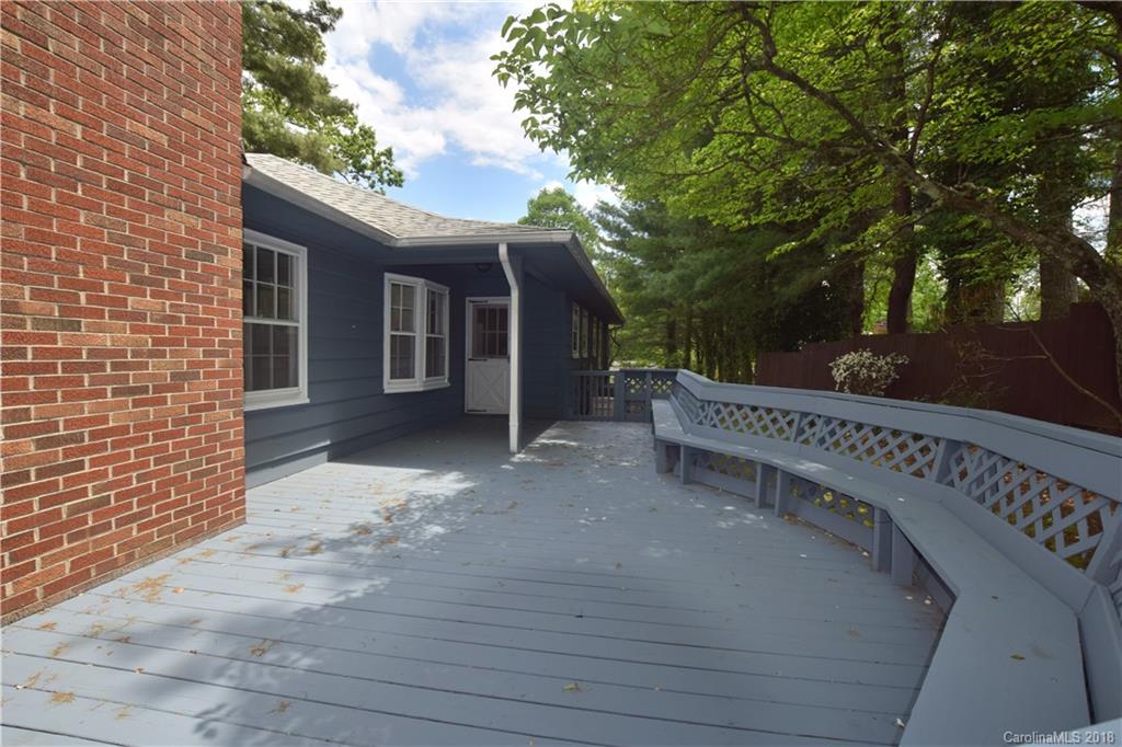 2 Beechwood Road Asheville NC 28805