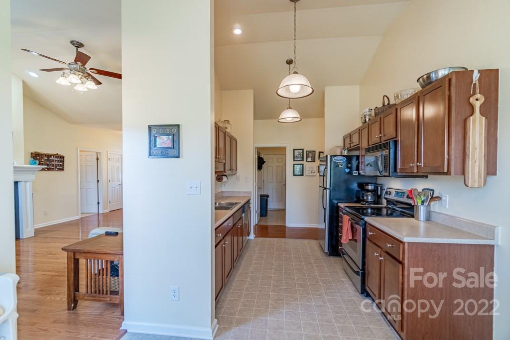 126 Beaver Dam Drive Mills River NC 28759