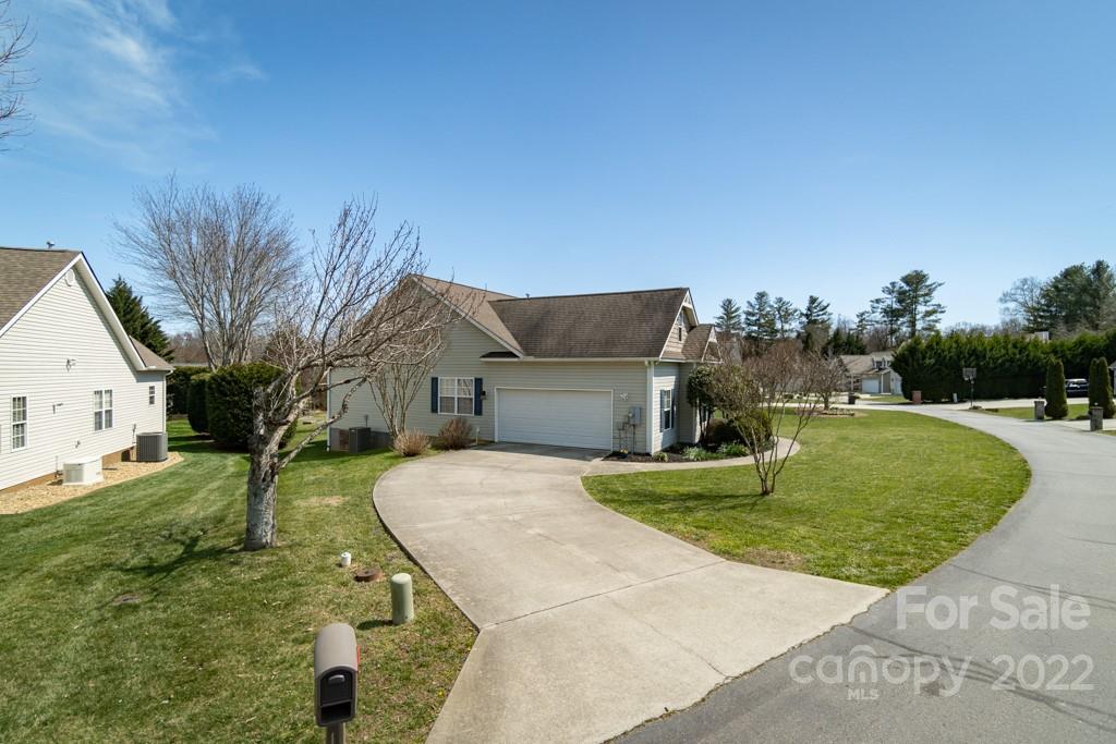 126 Beaver Dam Drive Mills River NC 28759