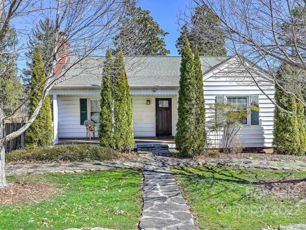 109 Lakeshore Drive Asheville NC 28804