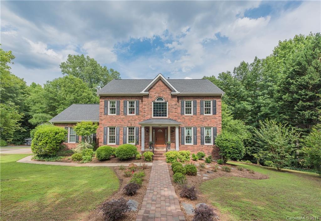 7220 Leharne Drive Charlotte NC 28270