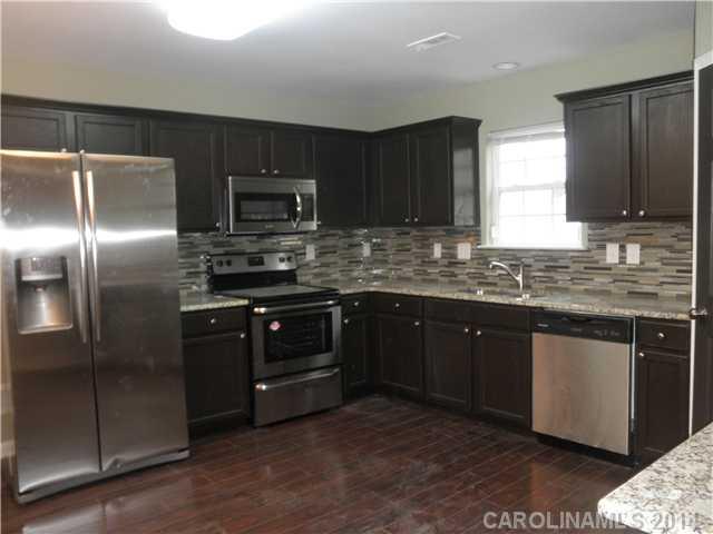 5729 Brookfield Pointe Drive Charlotte NC 28216
