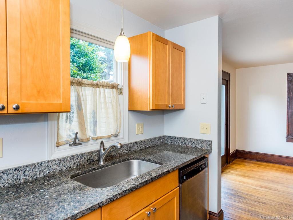 30 Aurora Drive Asheville NC 28805