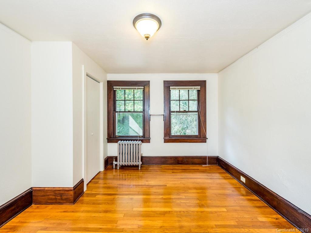 30 Aurora Drive Asheville NC 28805