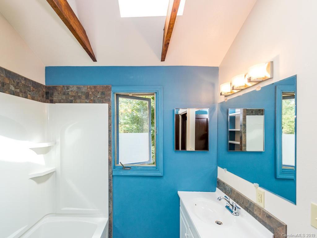 30 Aurora Drive Asheville NC 28805