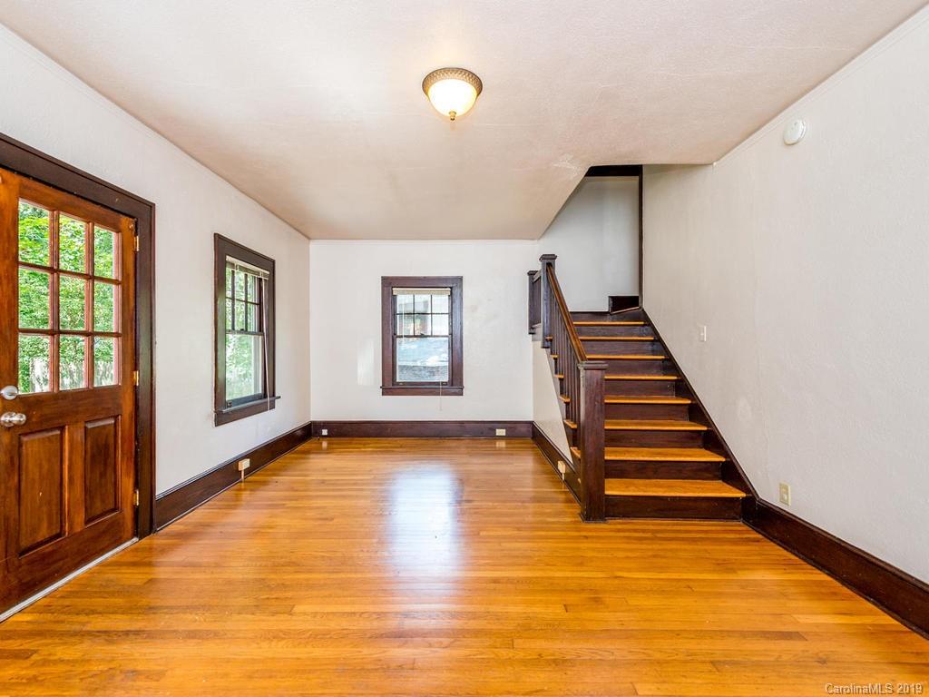 30 Aurora Drive Asheville NC 28805