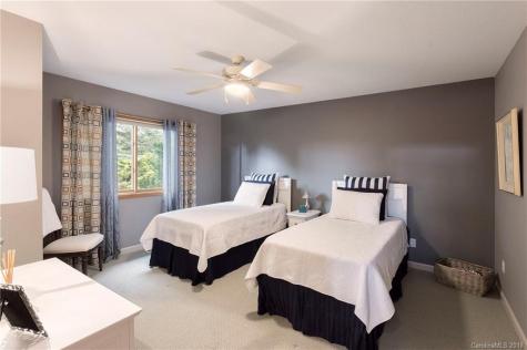 128 Brancer Drive Mars Hill NC 28754