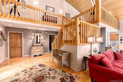 128 Brancer Drive Mars Hill NC 28754