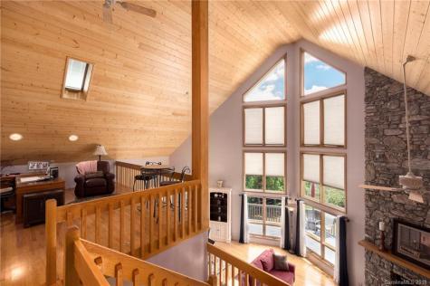 128 Brancer Drive Mars Hill NC 28754