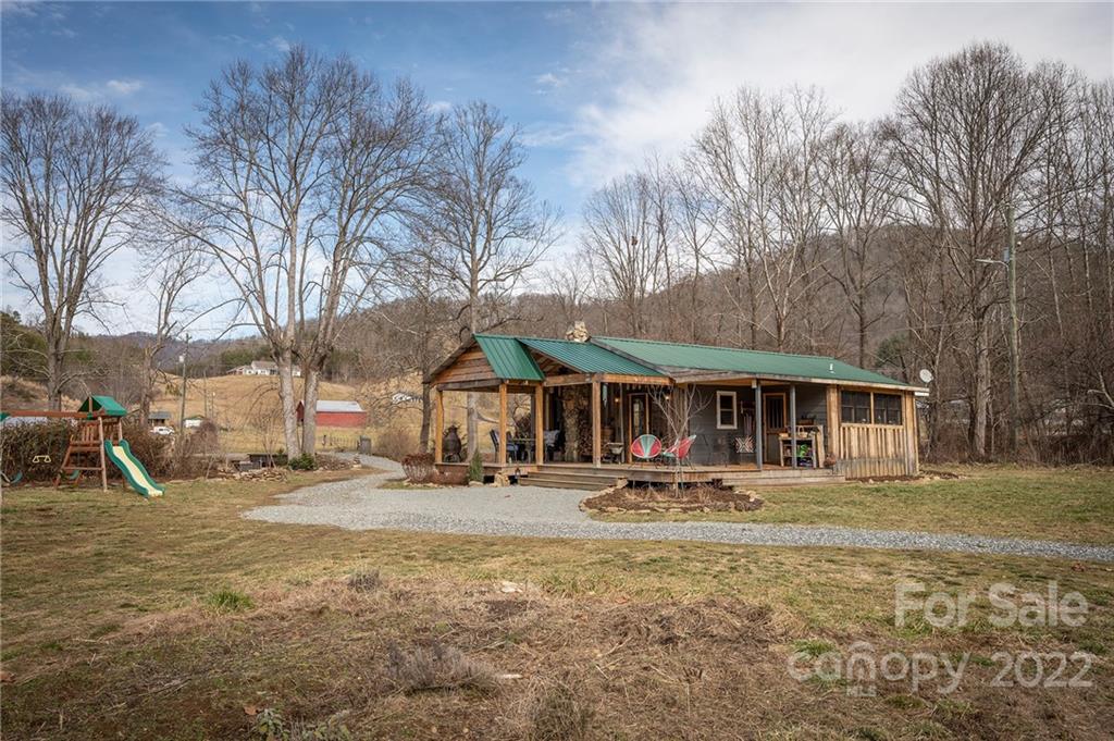 149 Dillingham Road Barnardsville NC 28709