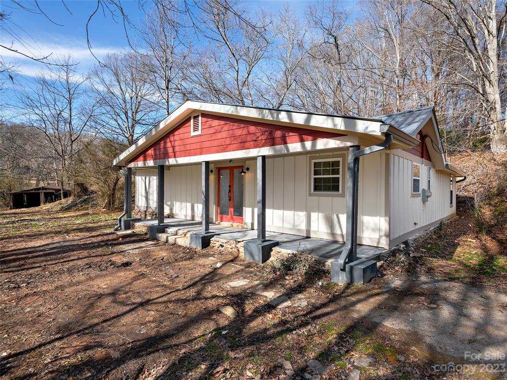 19 Albright Way Candler NC 28715