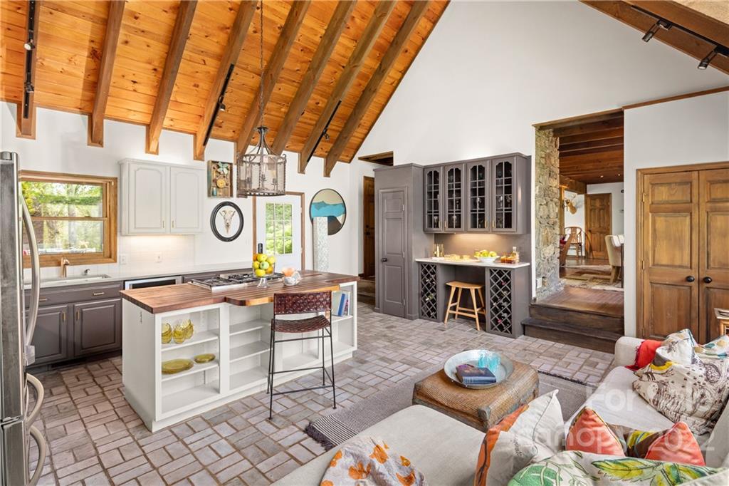226 Eastmoor Drive Asheville NC 28805