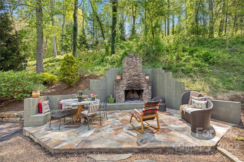 226 Eastmoor Drive Asheville NC 28805