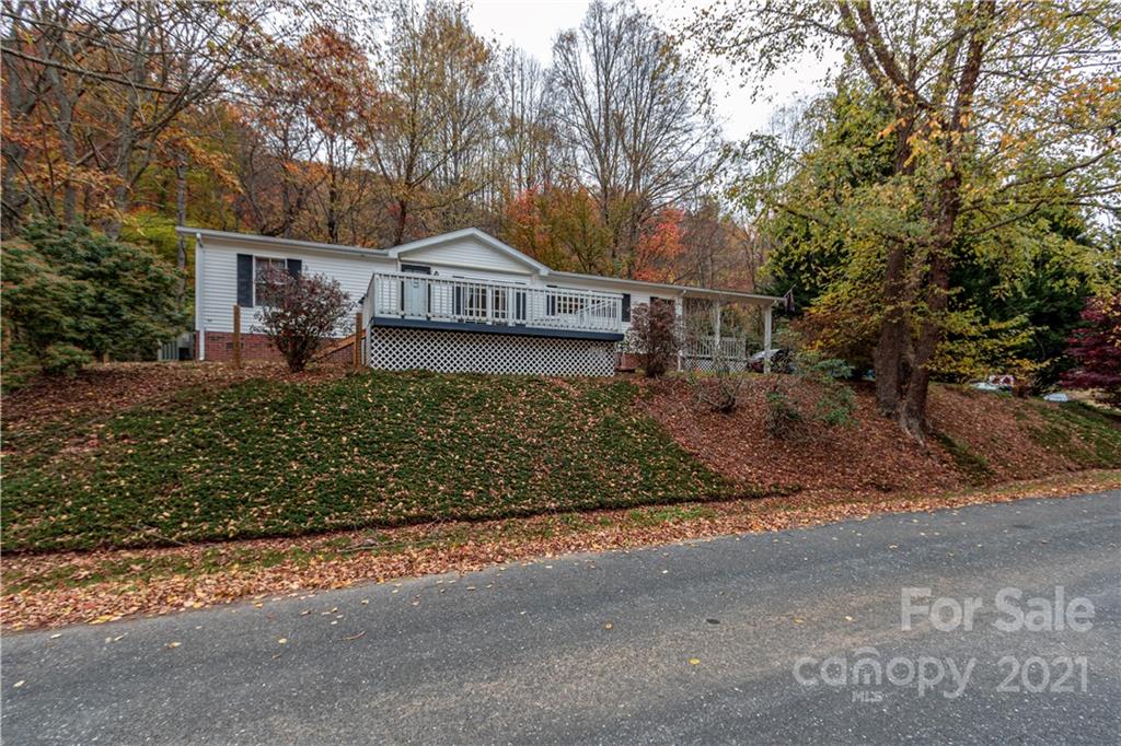 539 Clear Creek Road Burnsville NC 28714