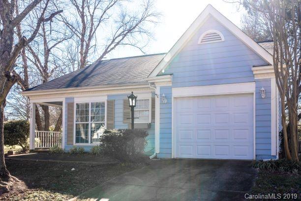 8904 Chesham Drive Charlotte NC 28227