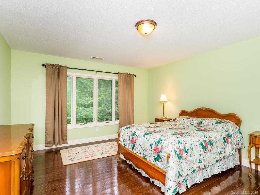 146 Dogwood Drive Weaverville NC 28787