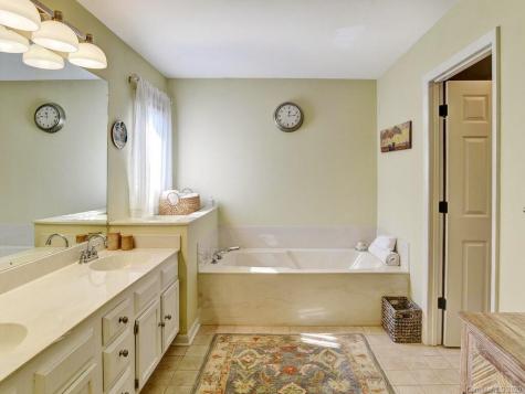 111 Clubwood Court Asheville NC 28803