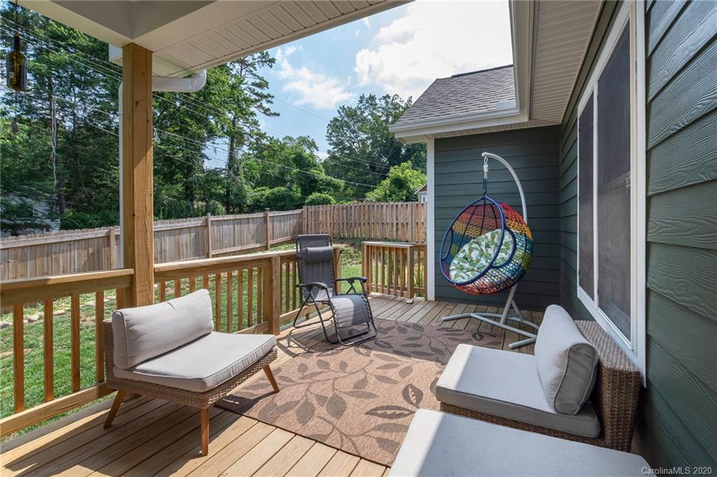 10 Woodbridge Park Drive Asheville NC 28803
