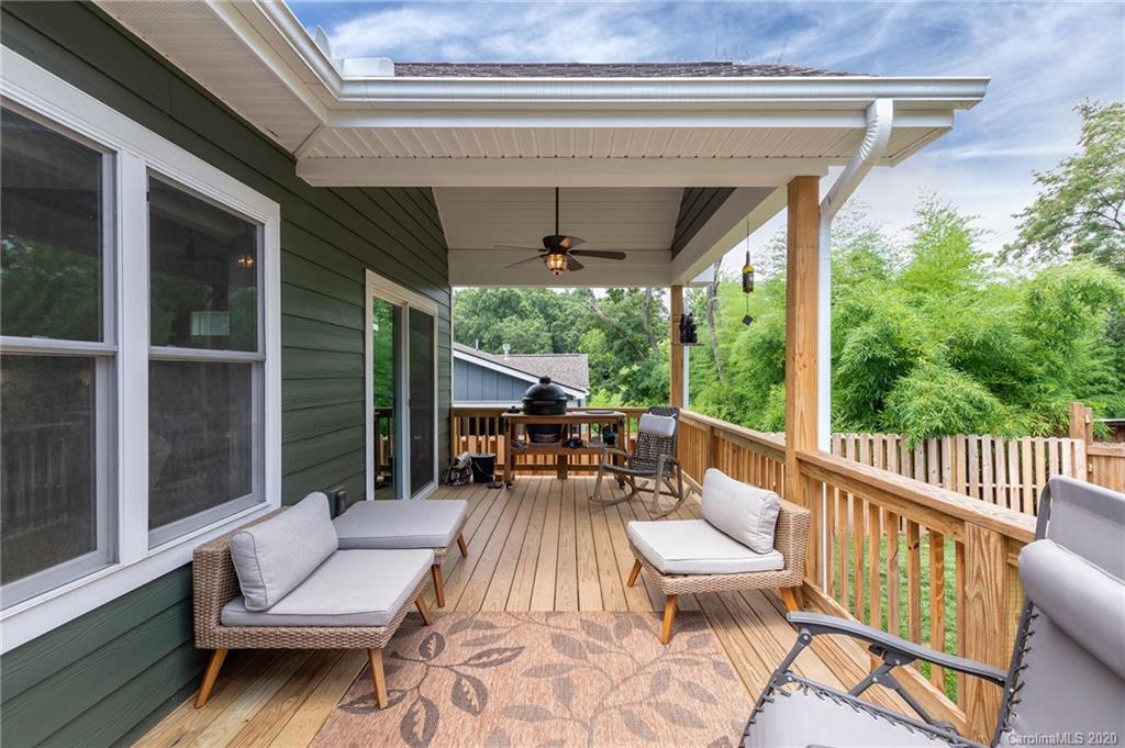 10 Woodbridge Park Drive Asheville NC 28803