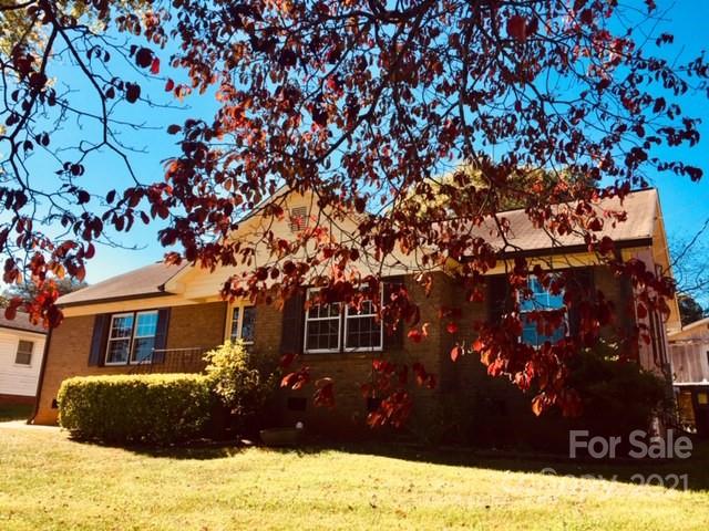 1409 9th Avenue NW Conover NC 28613