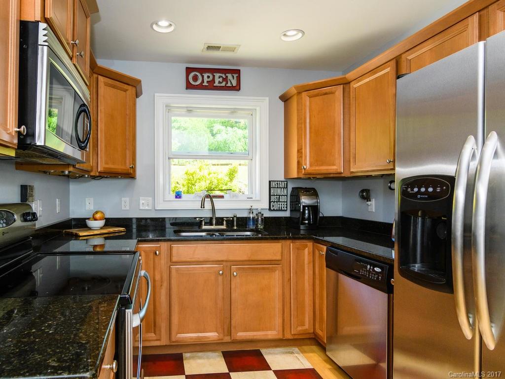 15 West End Way Asheville NC 28806